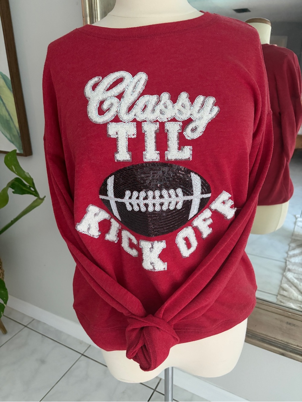 Classy til kick off sequin football sweatshirt â size M